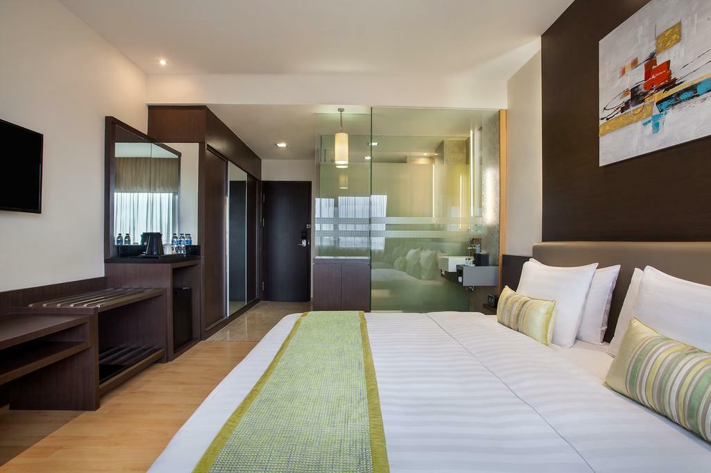Aiho Hotel Medan Room photo